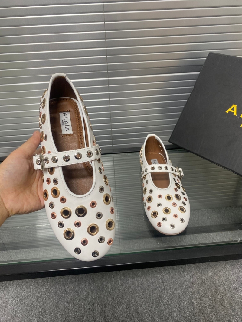 Alaia Flat Shoes